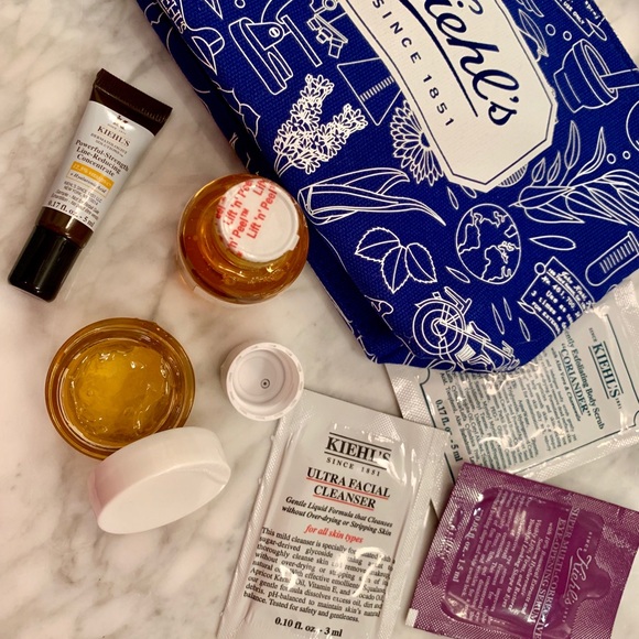 Kiehl’s Printed Canvas Travel pouch with 5 samples - Picture 4 of 10